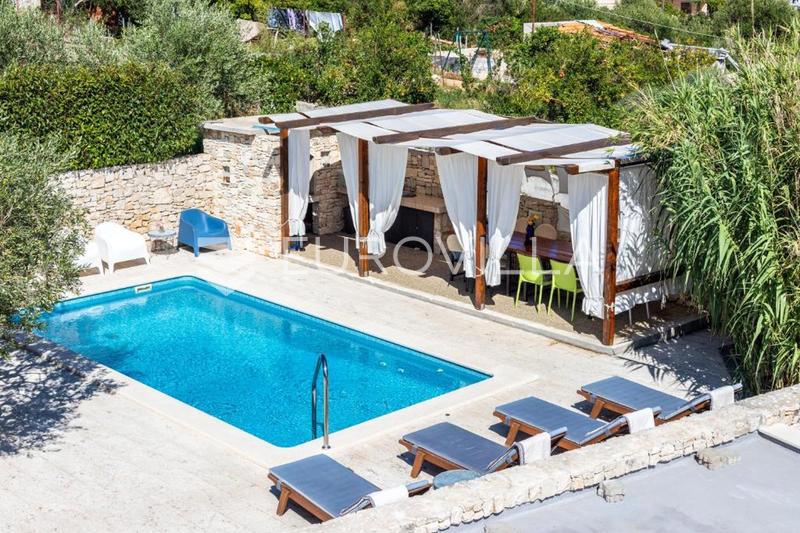 Casa SPLIT, 3.300 €