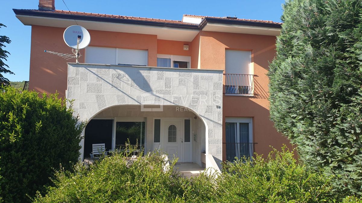 TRINAJSTIĆI