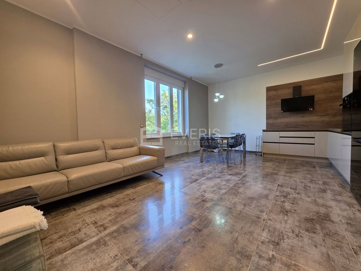 Квартира RIJEKA, 1.700 €
