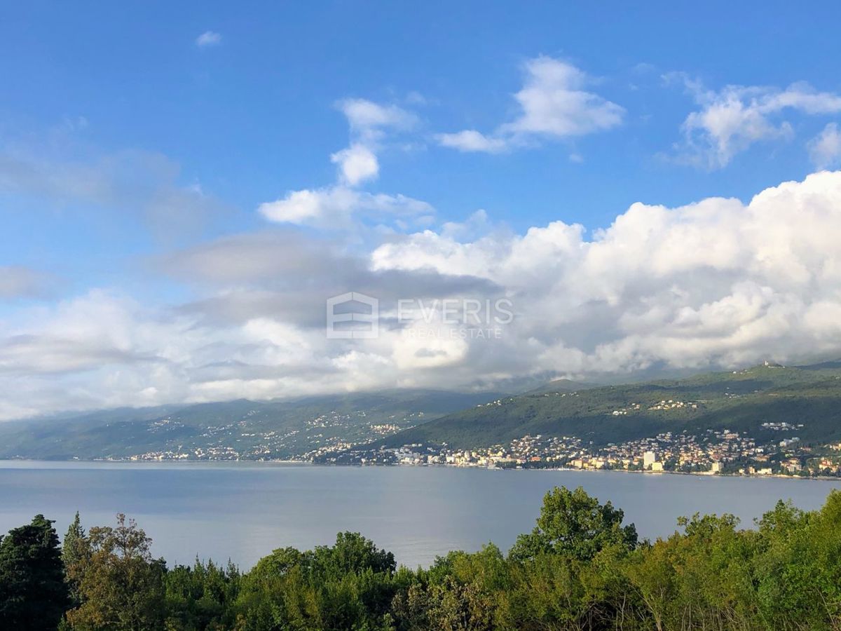 Terreno RIJEKA, 820.000 €