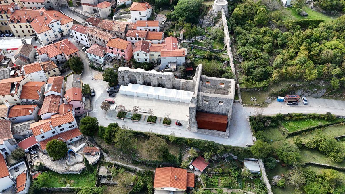 Дом KASTAV, 130.000 €