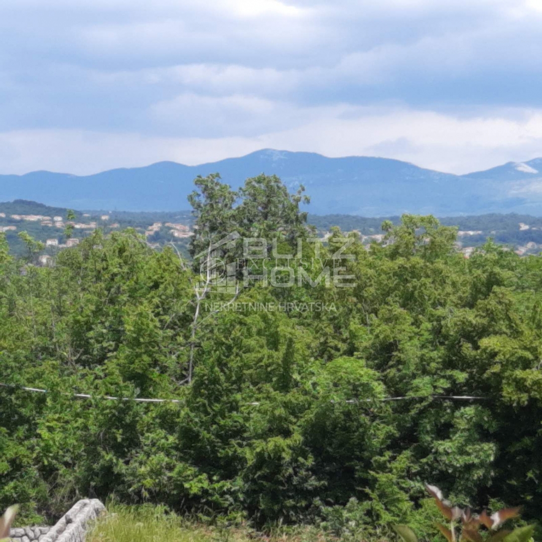 Terreno KASTAV, 100.000 €