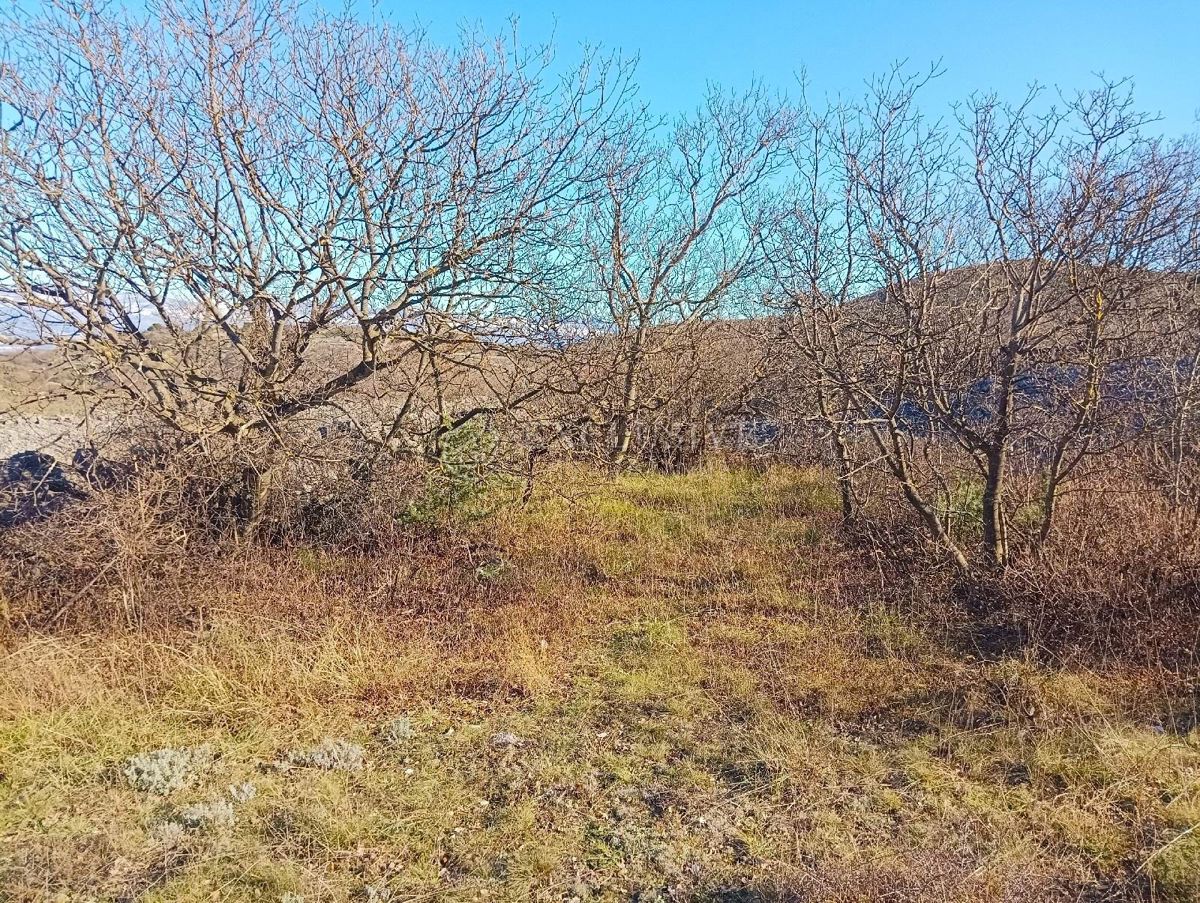 Zemljišče Vrbnik, 3.130m2 – 3