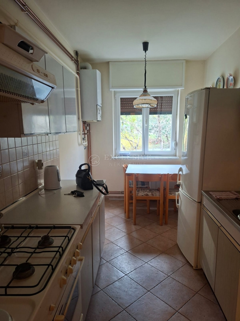 Appartamento RIJEKA, 500 €