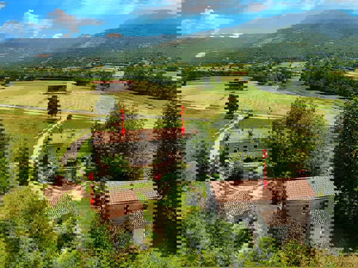 BOLJUNSKO POLJE