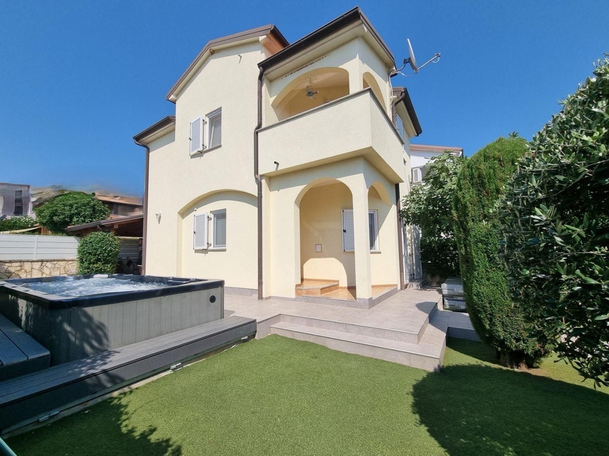 Дом TAR-VABRIGA, 315.000 €