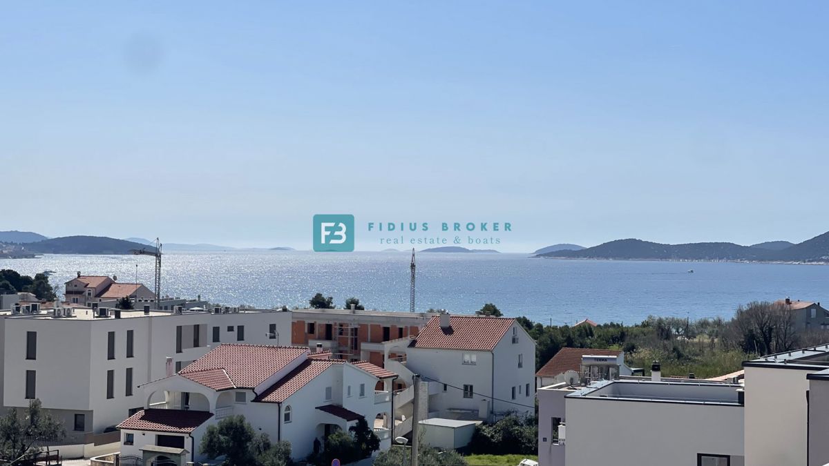 VODICE, new, 2nd floor + roof terrace, 450 m from the beach, sea view, garage, storage room