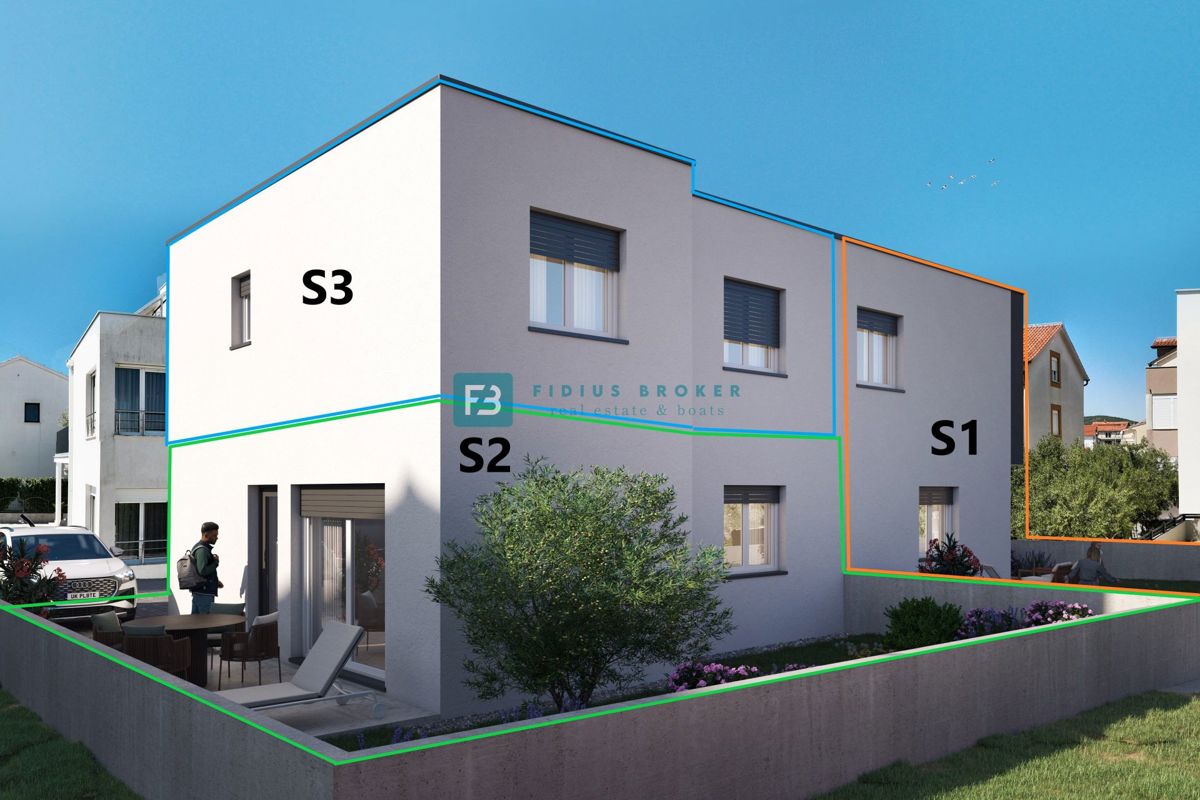 VODICE, novi projekt, moderan stan, 500 m od plaže, vrt 69 m2, 2 parkinga