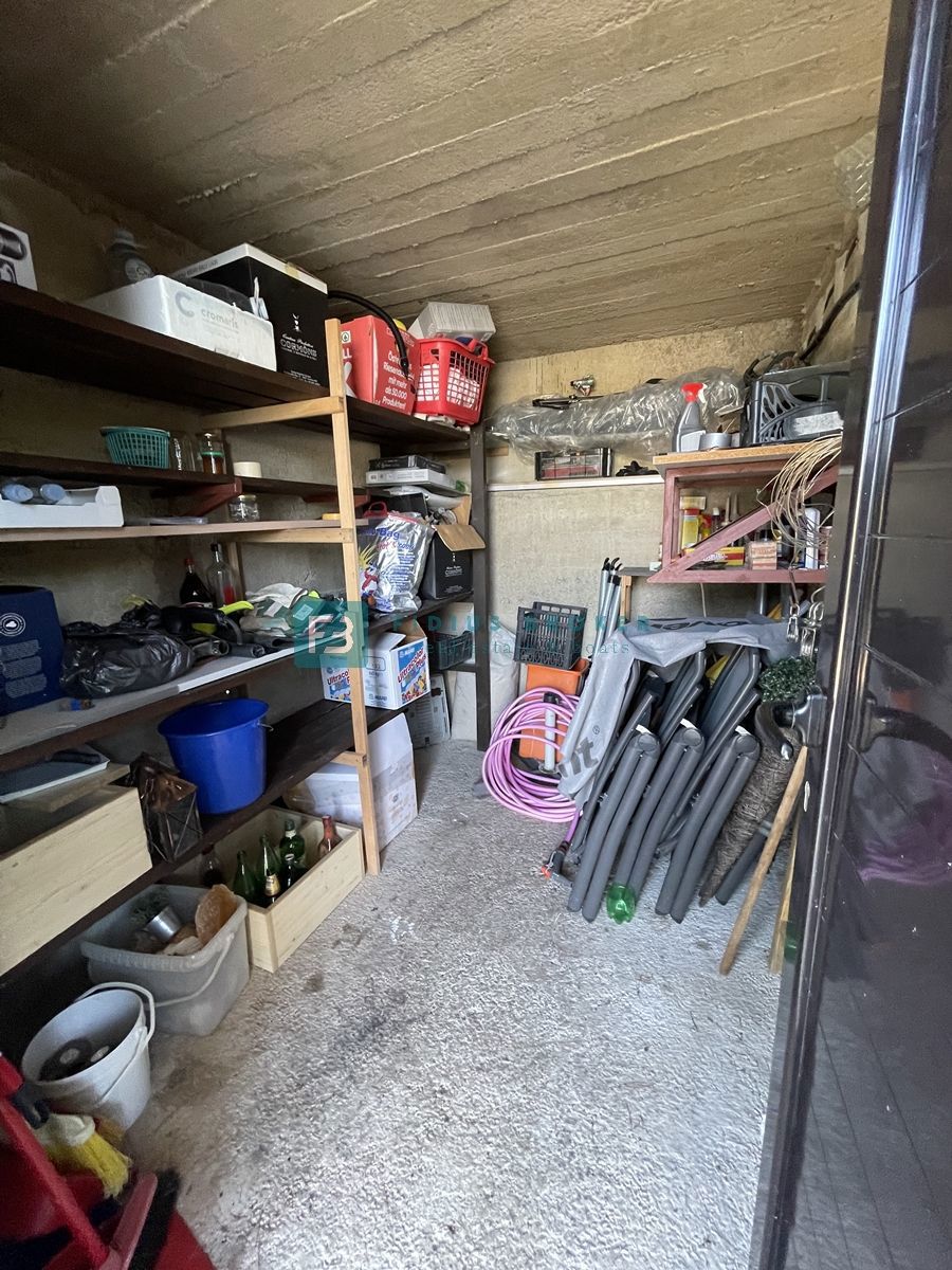 image 32