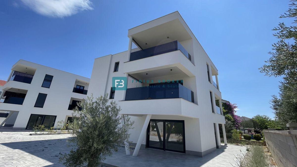 VODICE, new building, ready to move into, 1st floor, terrace, quiet location