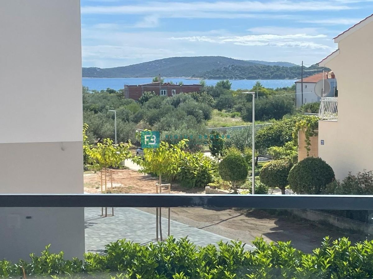 VODICE, new, modern apartment, 400 m from the sea, garden 144 m2
