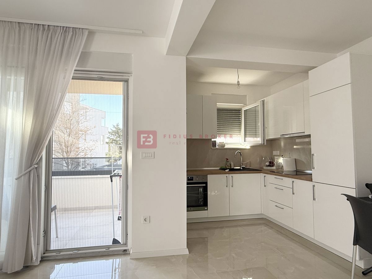VODICE, new, modern furnished apartment, 1st floor, near the center, 2 bedrooms