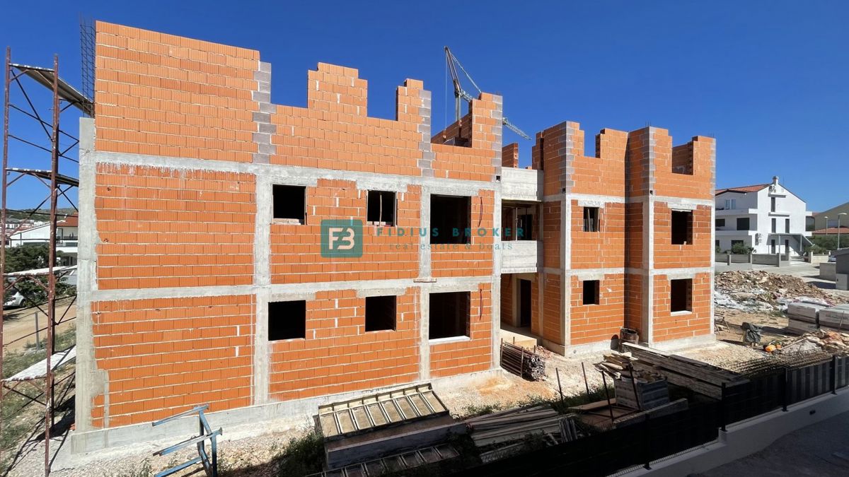 VODICE, novogradnja, 1. nadstropje, moderno stanovanje, terasa 16 m² – 2
