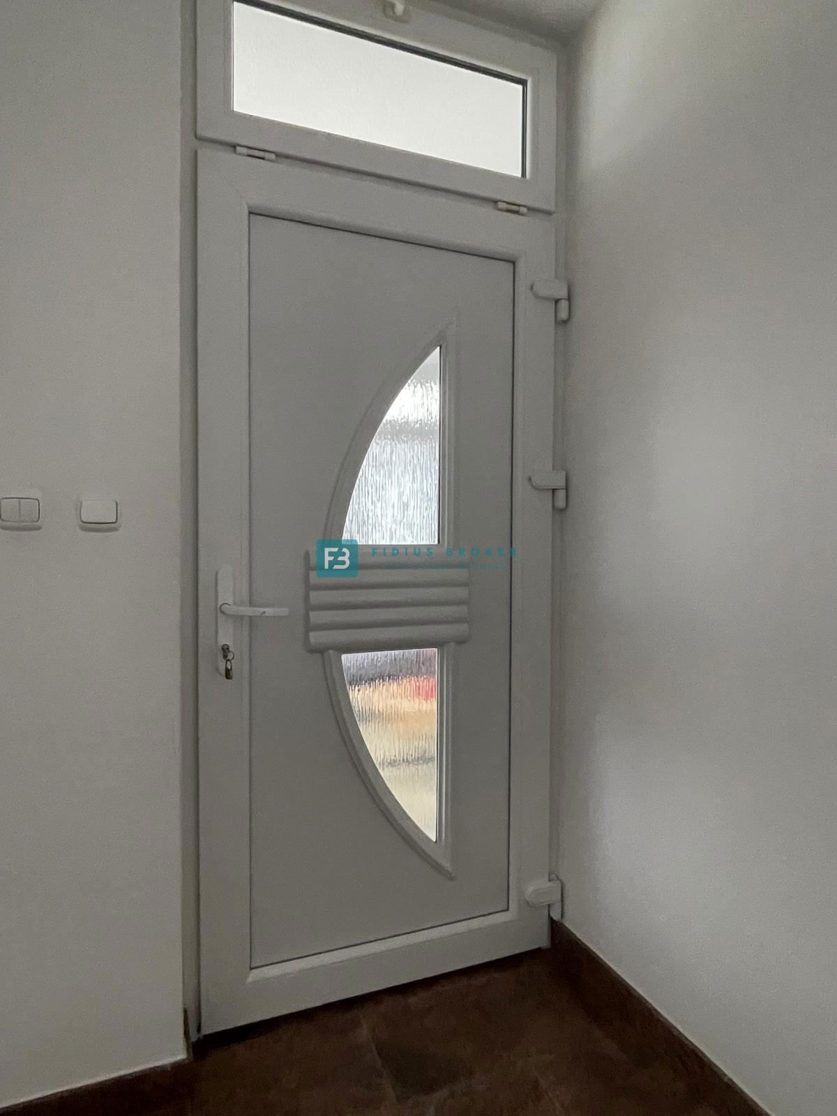 image 32