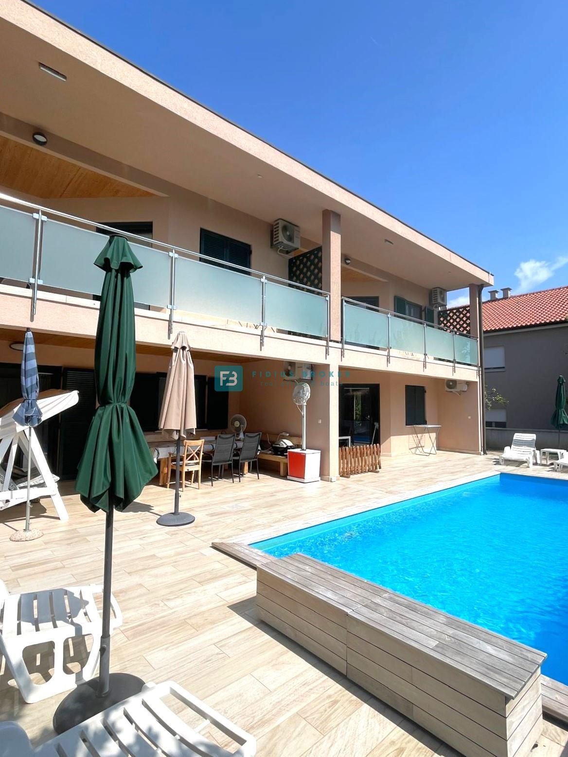 Casa TRIBUNJ, 885.000 €