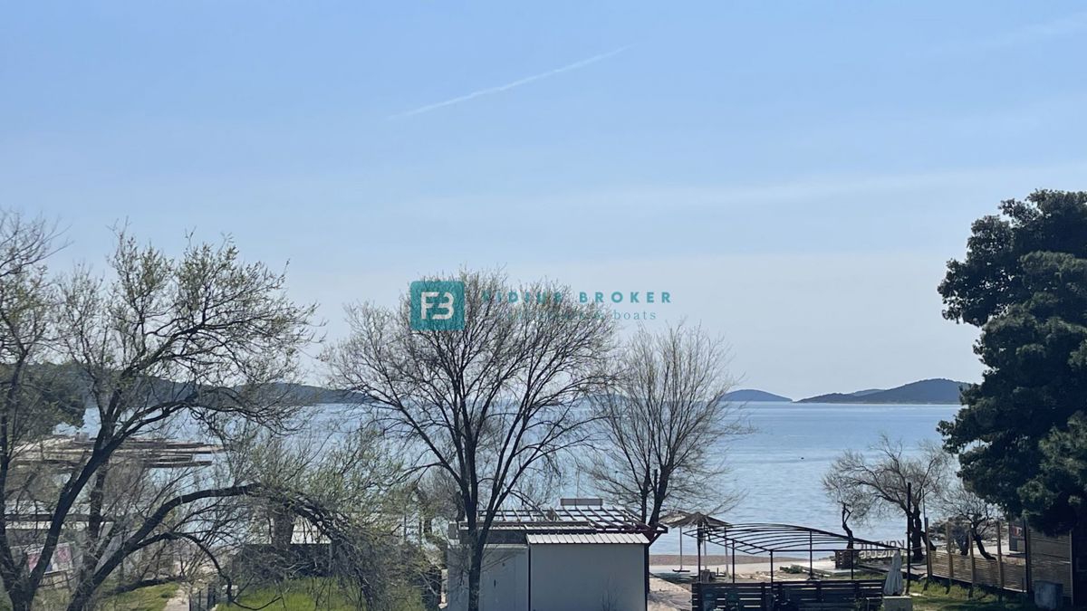 VODICE, new building, luxury apartment, 70 m from the beach, sea view, 3 bedrooms