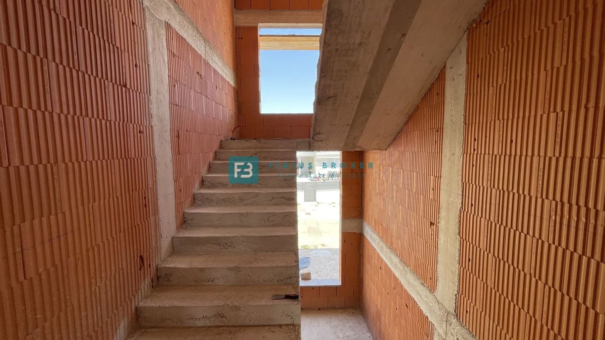 VODICE, novogradnja, 1. nadstropje, terasa 19,40 m2, 2 spalnici – 3
