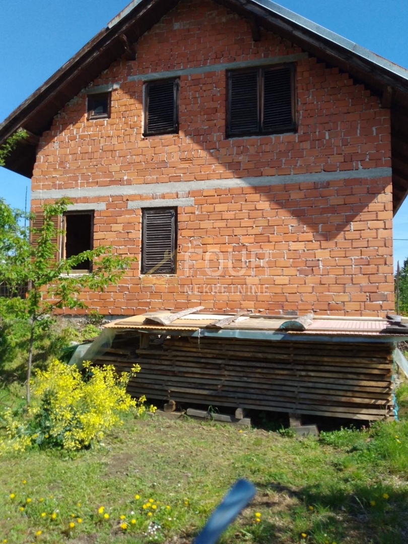 LUKOVDOL