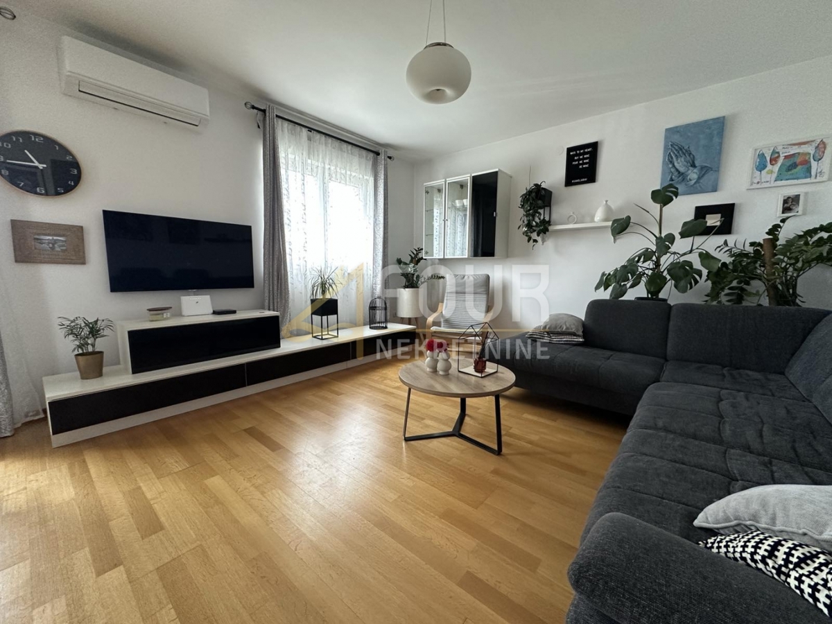 Appartamento VIŠKOVO, 279.000 €