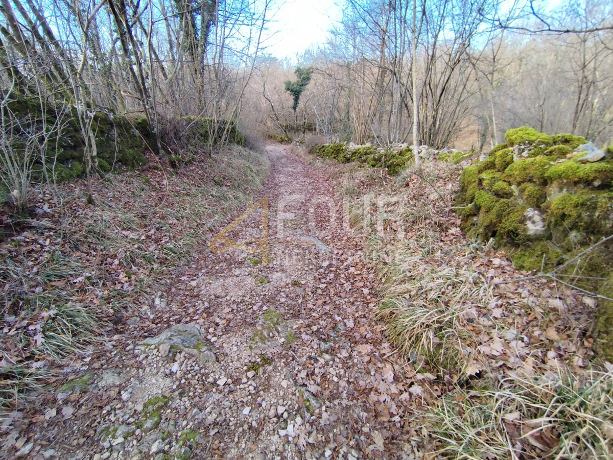 Terreno VIŠKOVO, 4.500 €