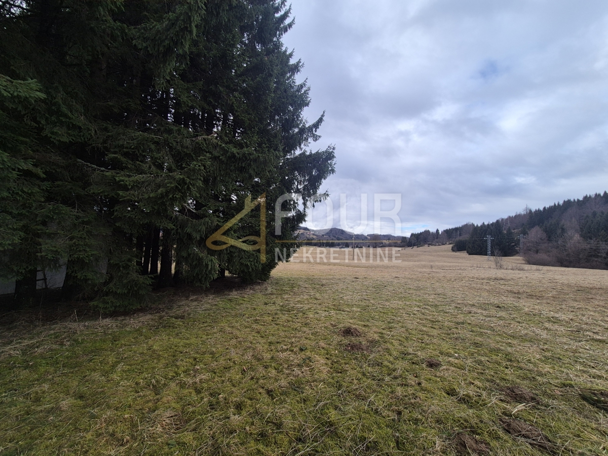 Terreno RAVNA GORA, 50.000 €