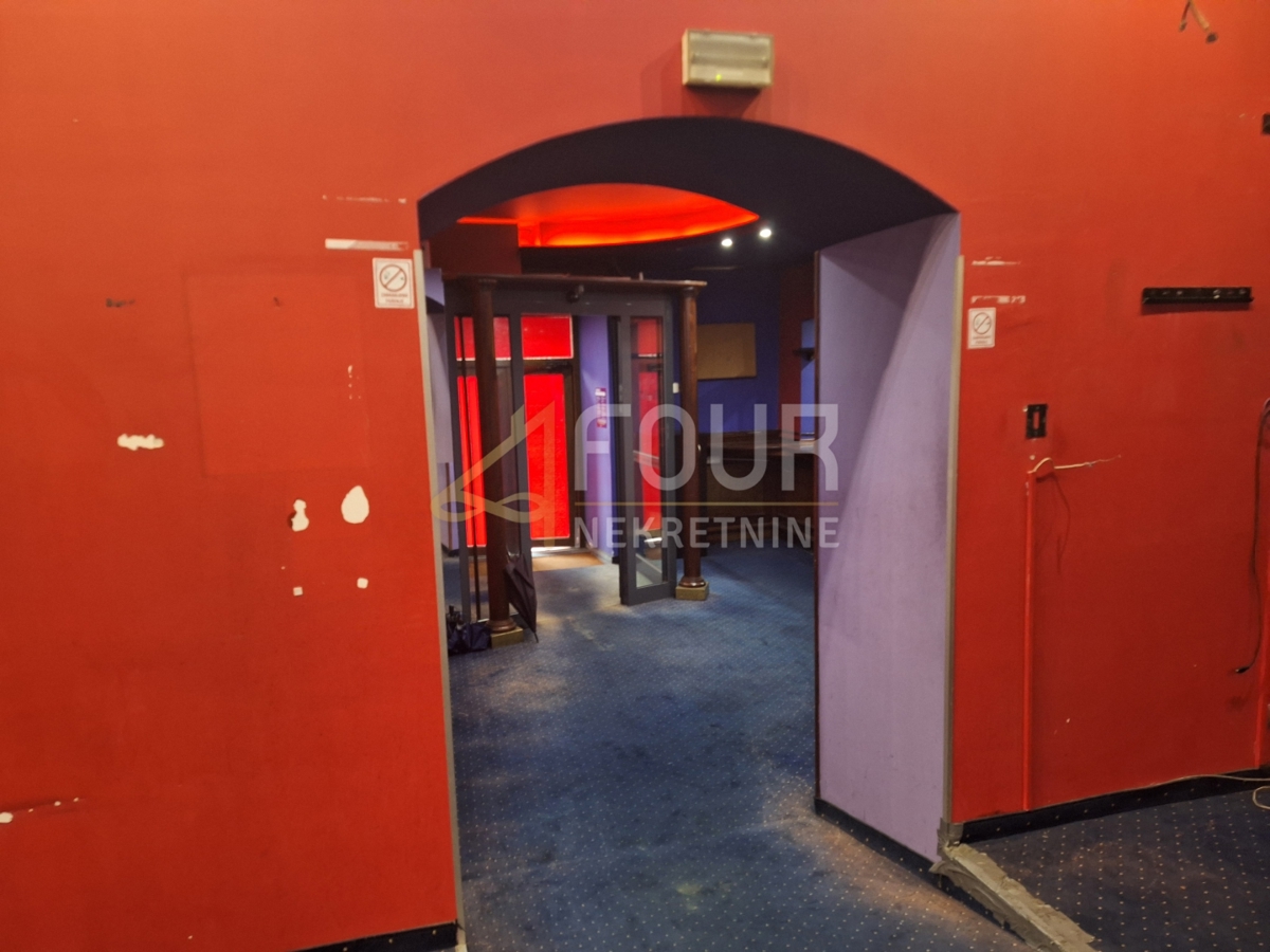 Locale commerciale RIJEKA, 1.500.000 €