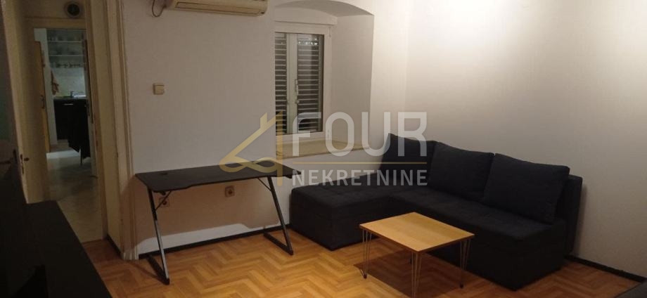Appartamento RIJEKA, 750 €