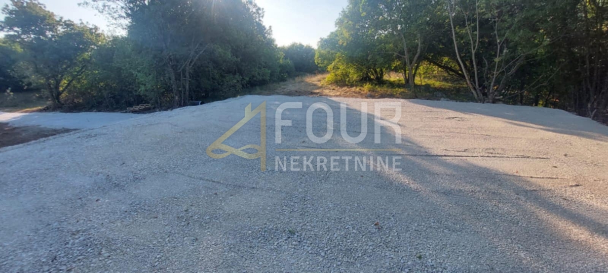 Terreno BUZET, 36.500 €