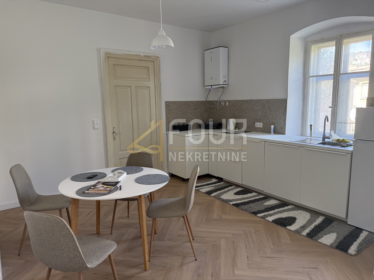 Appartamento RIJEKA, 600 €