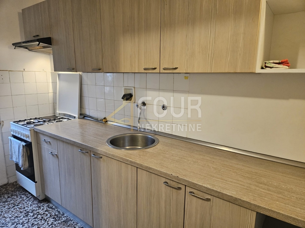 Appartamento RIJEKA, 540 €