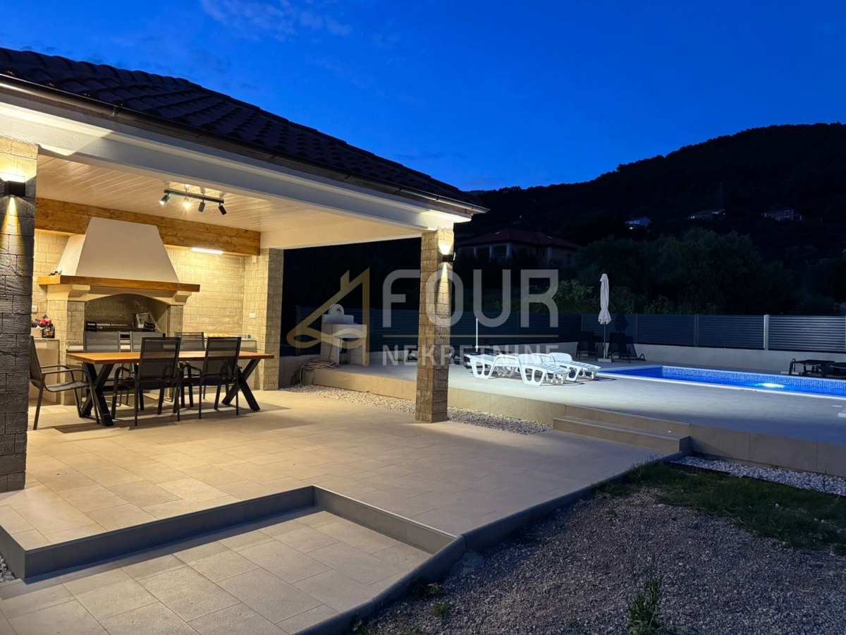 Appartamento RAB, 390.000 €