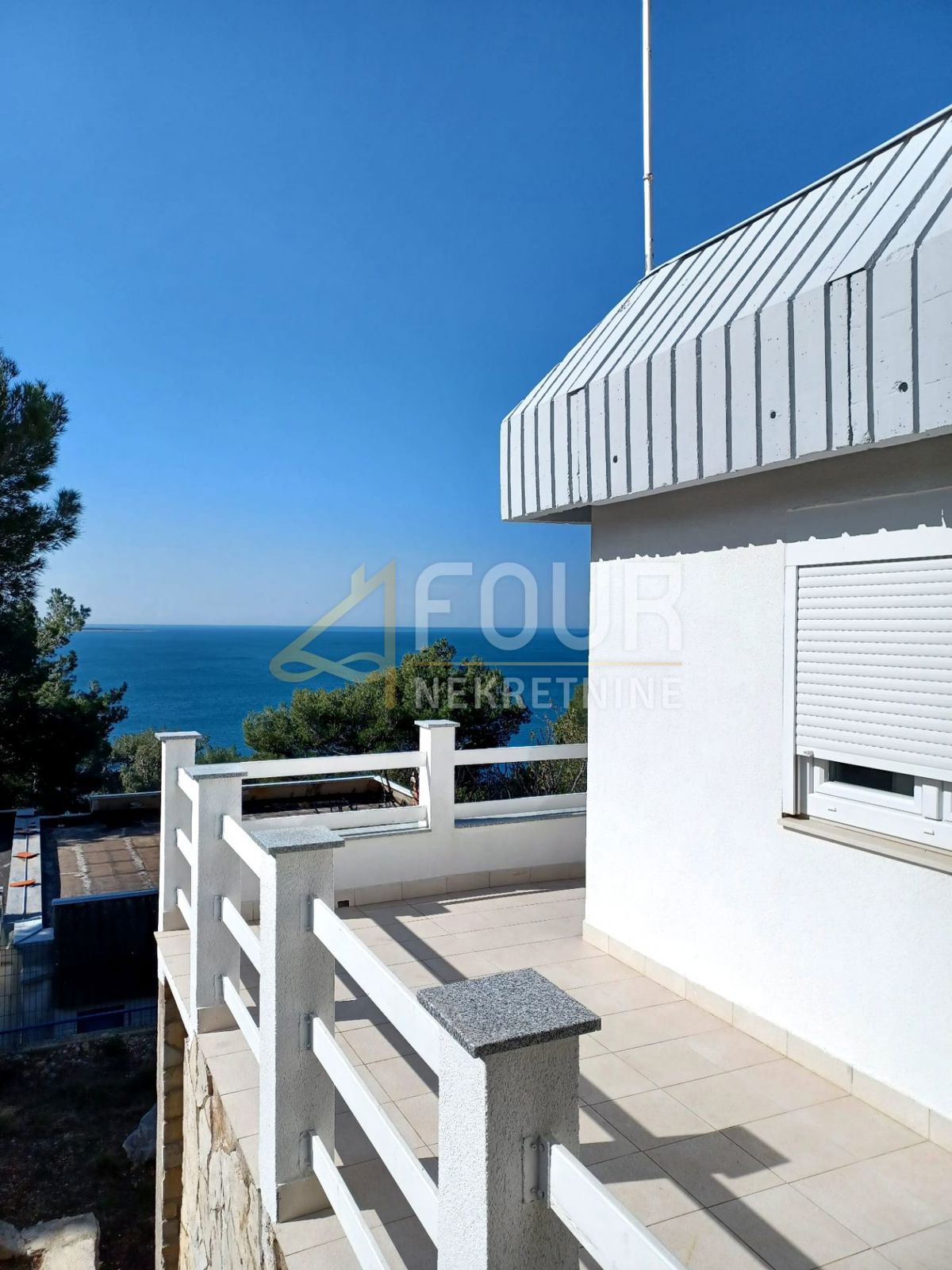 CRES