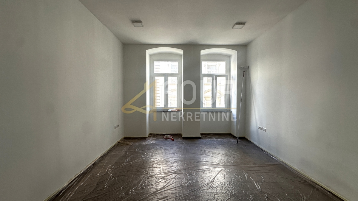 Коммерческая площадь RIJEKA, 850 €