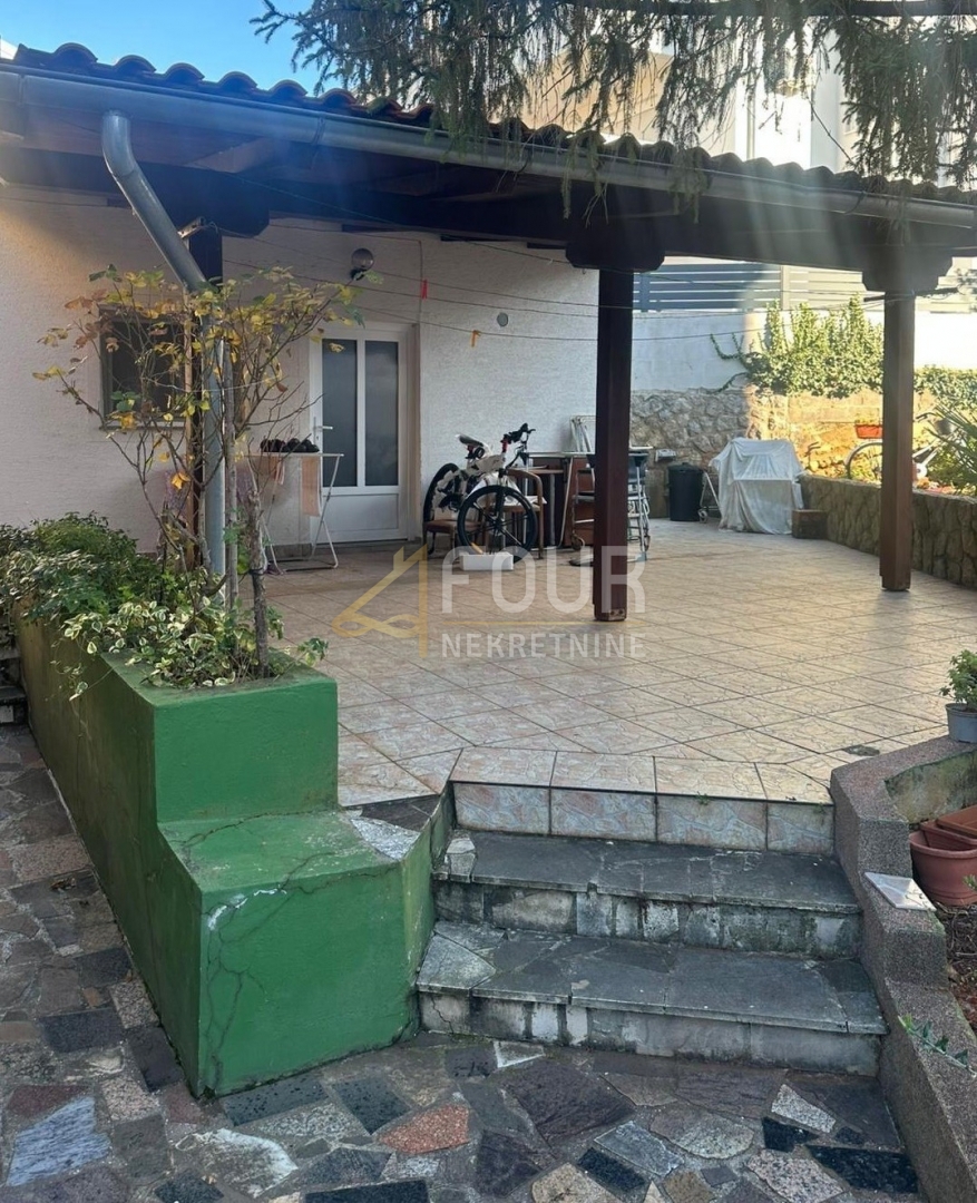 Casa KRK, 700.000 €