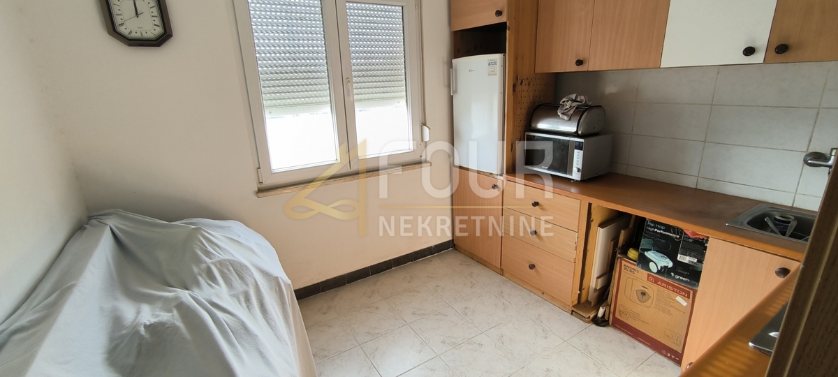 Stanovanje Centar, Pula, 27,34m2
