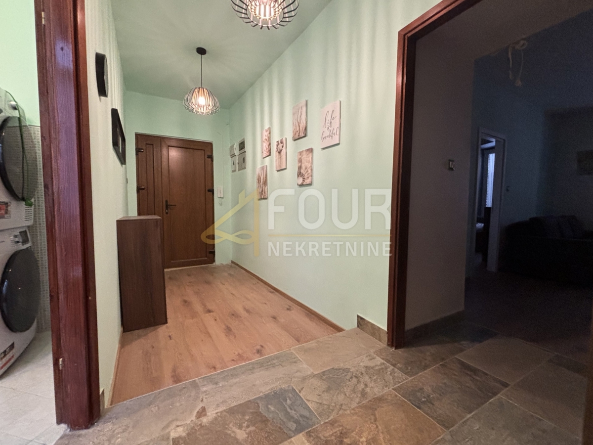 Appartamento RIJEKA, 950 €