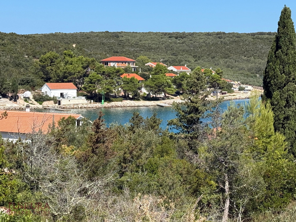 Terreno DUGI OTOK, 130.000 €