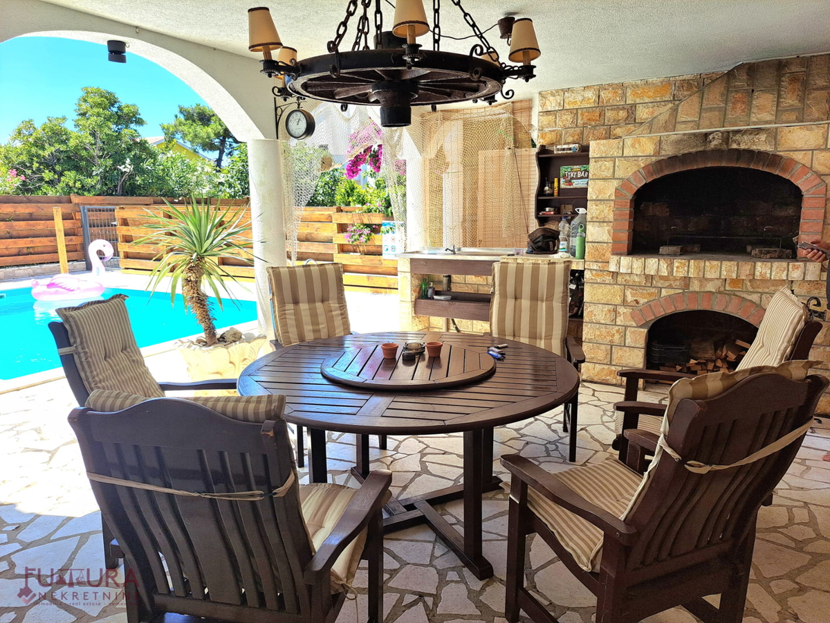 Дом PAG, 650.000 €