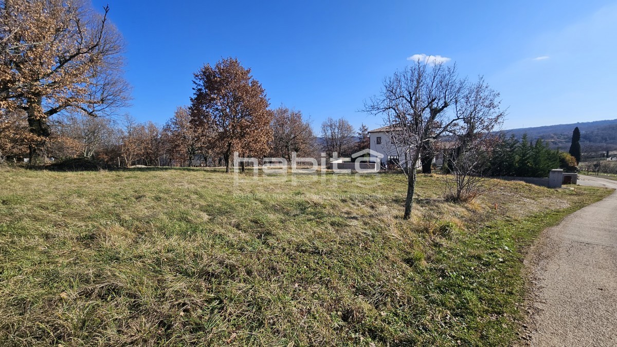 Terreno MOTOVUN, 115.000 €