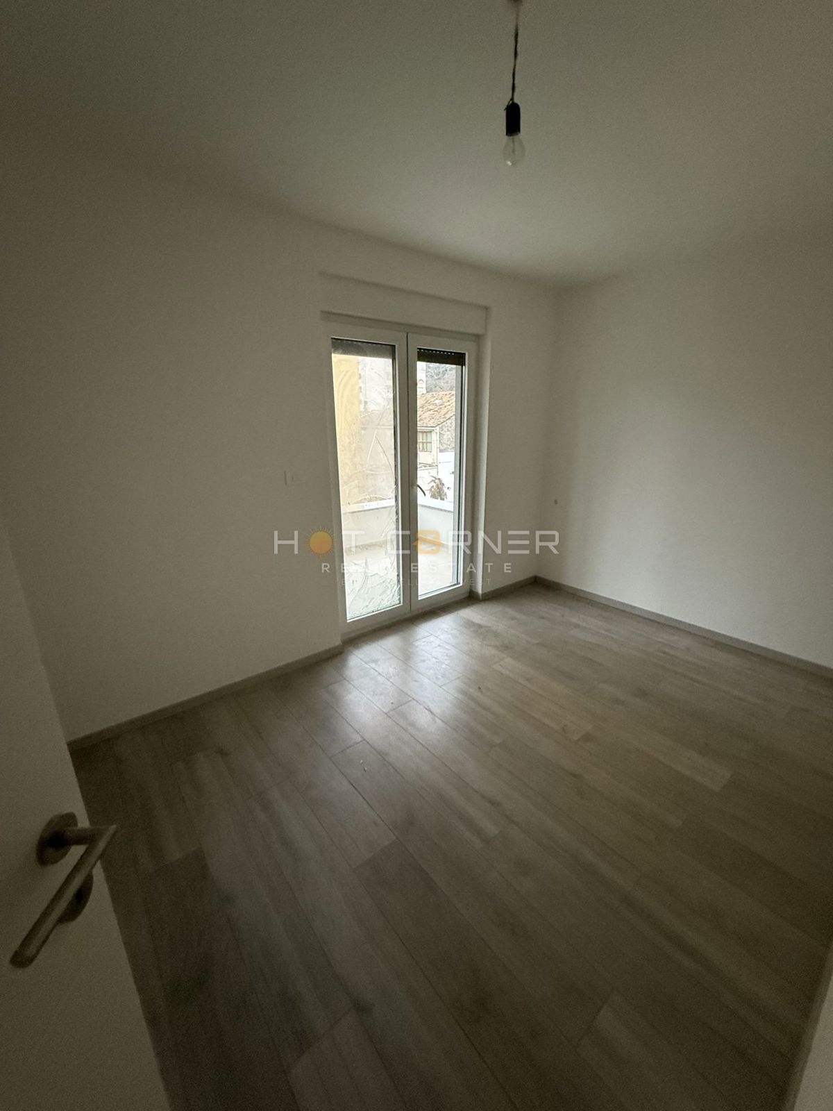 Pula, Zentrum, ausgezeichnete Lage, Neubau, 1. Stock, 2 Schlafzimmer, Terrasse, Aufzug – 2