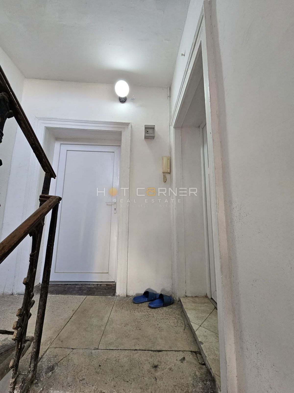 Austrougarski šarm u staroj Puli – 75 m², 3. kat – 3