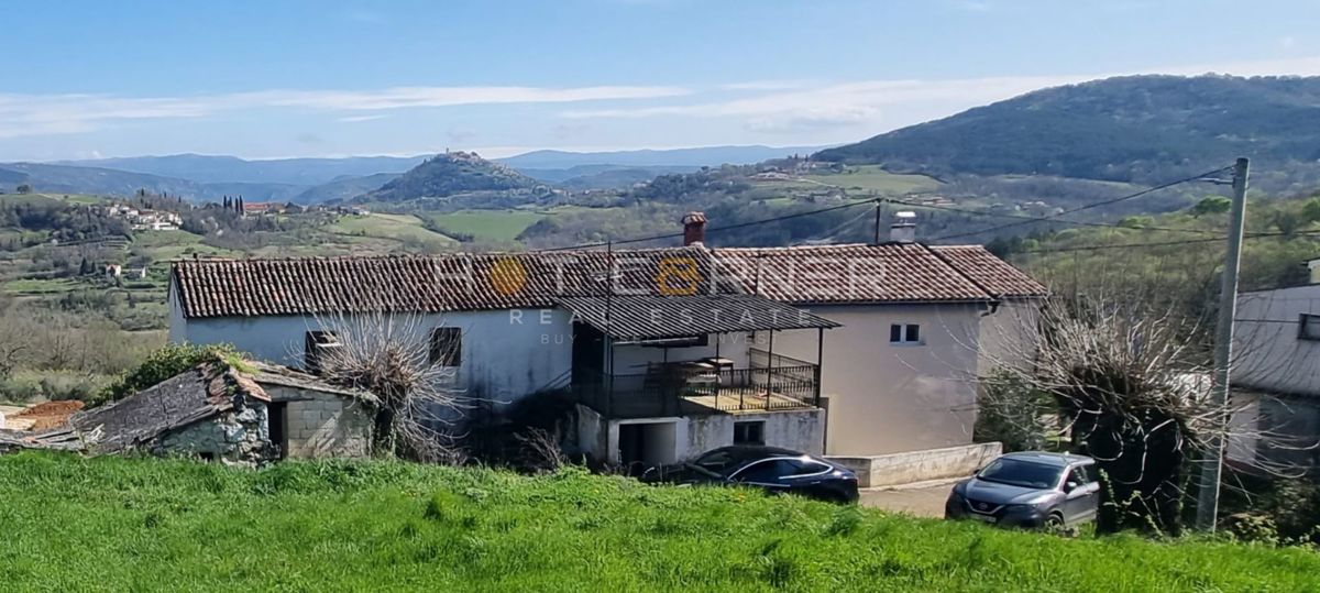Motovun, istarska kuća sa panoramskim pogledom na Motovun – 2