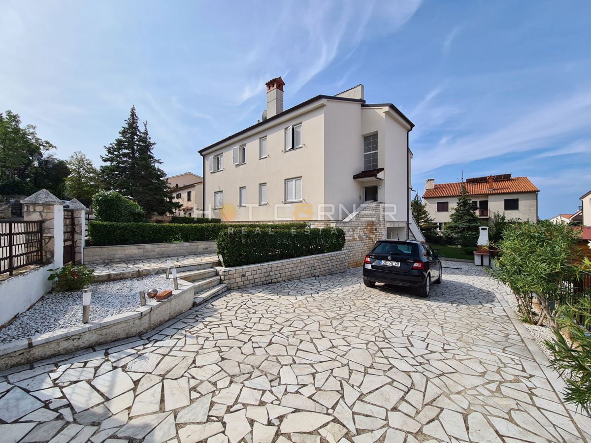 PJEŠČANA UVALA
