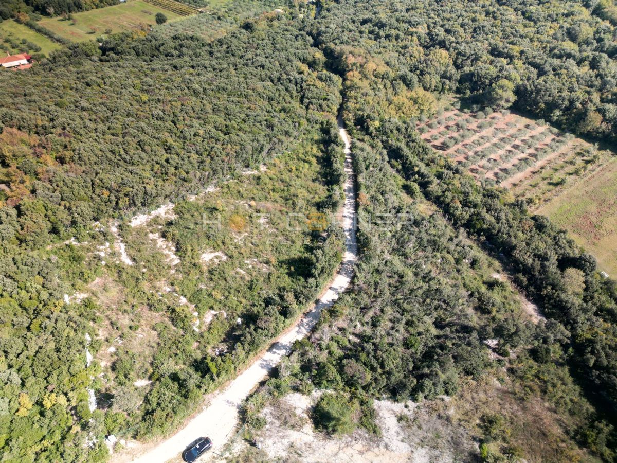 Terreno ROVINJ, 380.000 €