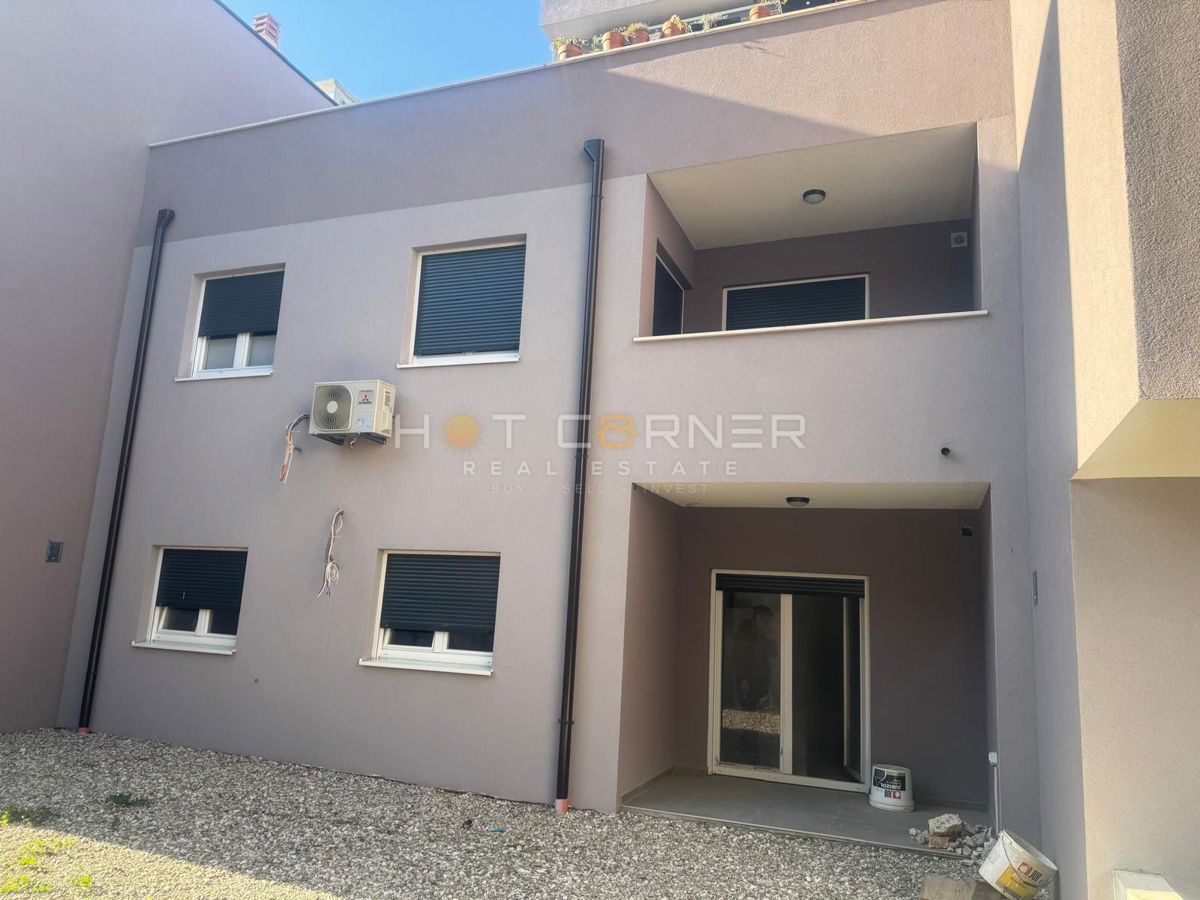 Monvidal, ground floor 1 bedroom apartment in new building with 100 m2 garden