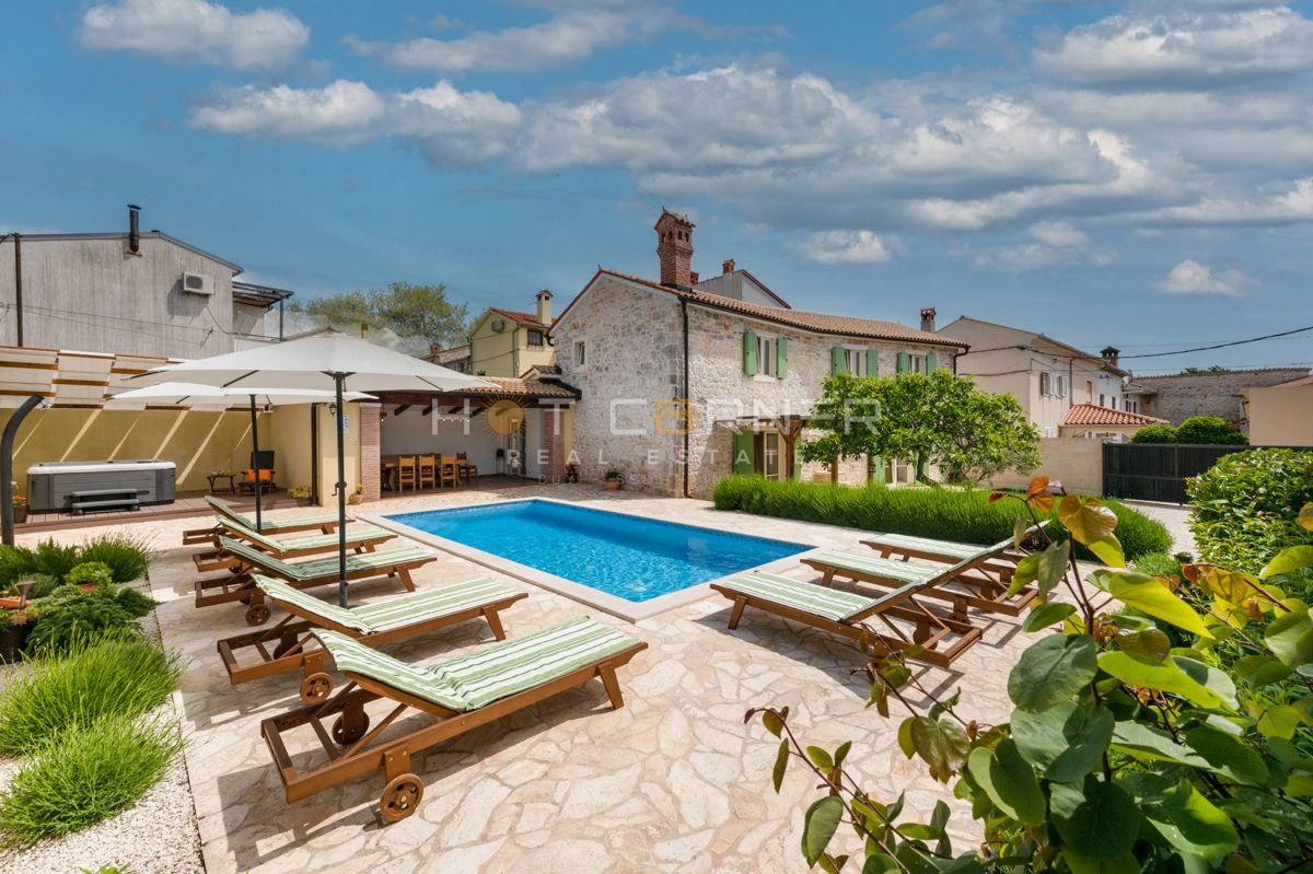 Дом MARČANA, 620.000 €