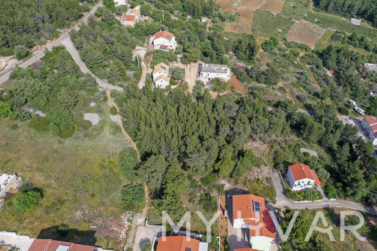 Land sale IVAN DOLAC (HVAR), SPLITSKODALMATINSKA MyHvar Jelsa REC ID 991036 Details