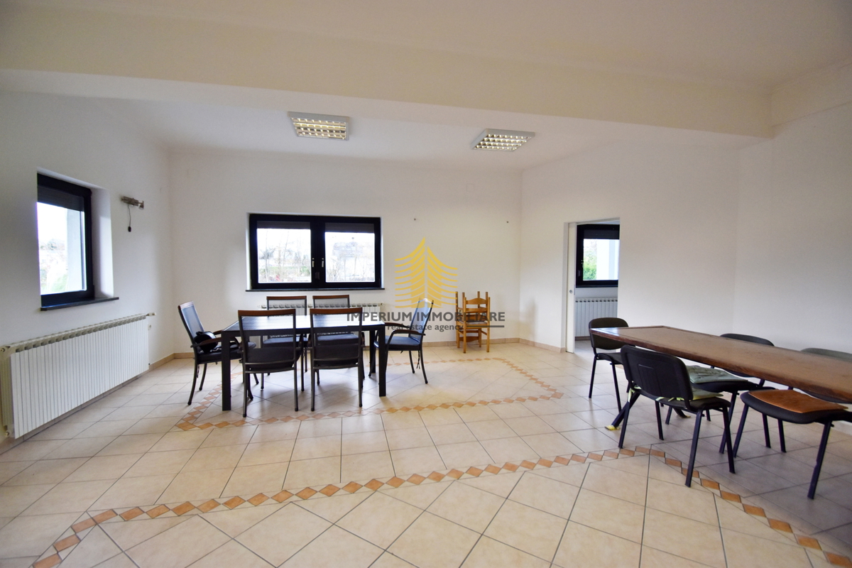 Коммерческая площадь SVETA NEDELJA, 800 €