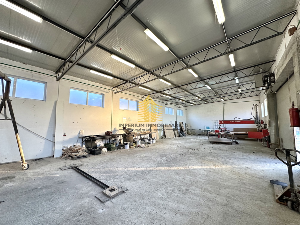 Locale commerciale BISTRA, 1.300 €