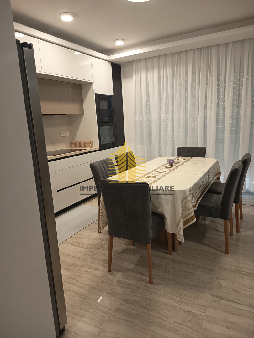 CRVENE KUĆE